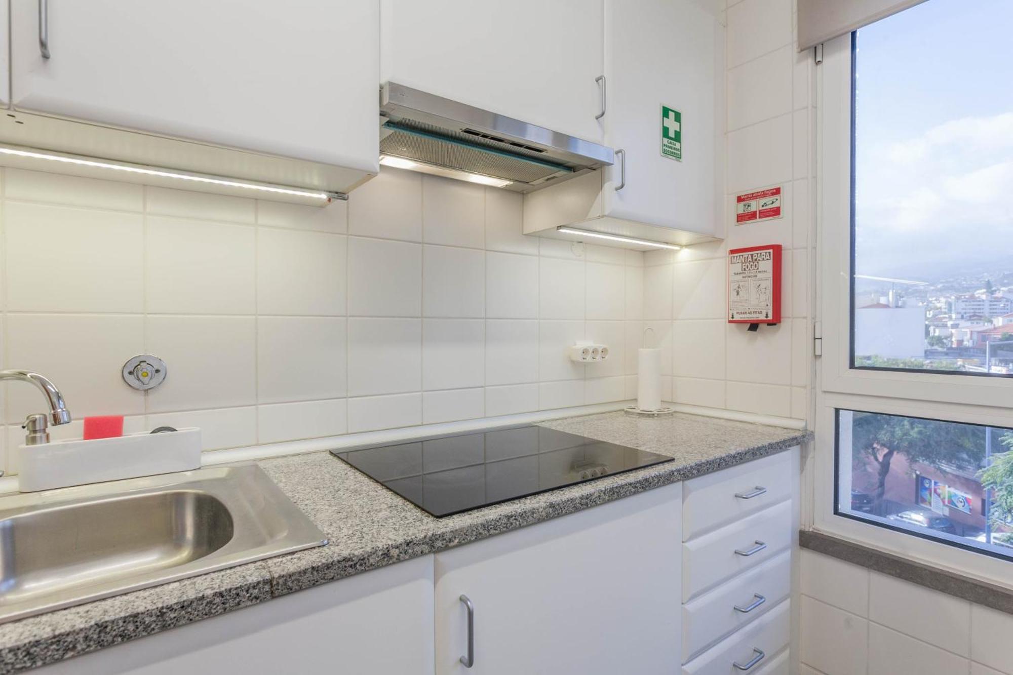 Blue Sky Apartment Фуншал Екстериор снимка